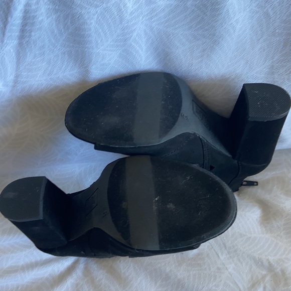 BRASH HIGH HEELS - Picture 6 of 7